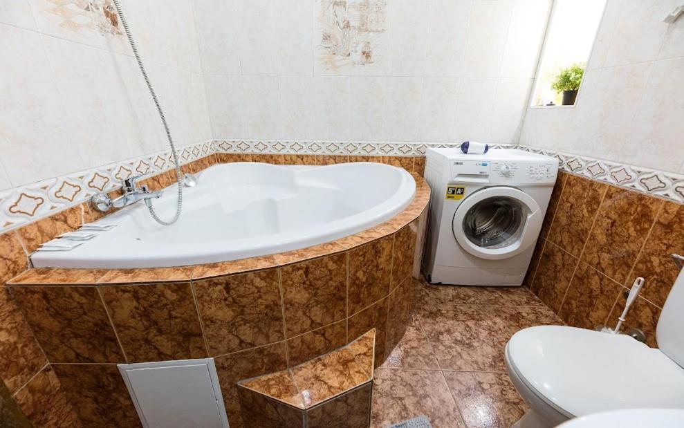 Apartment Arena City 911 Київ Екстер'єр фото